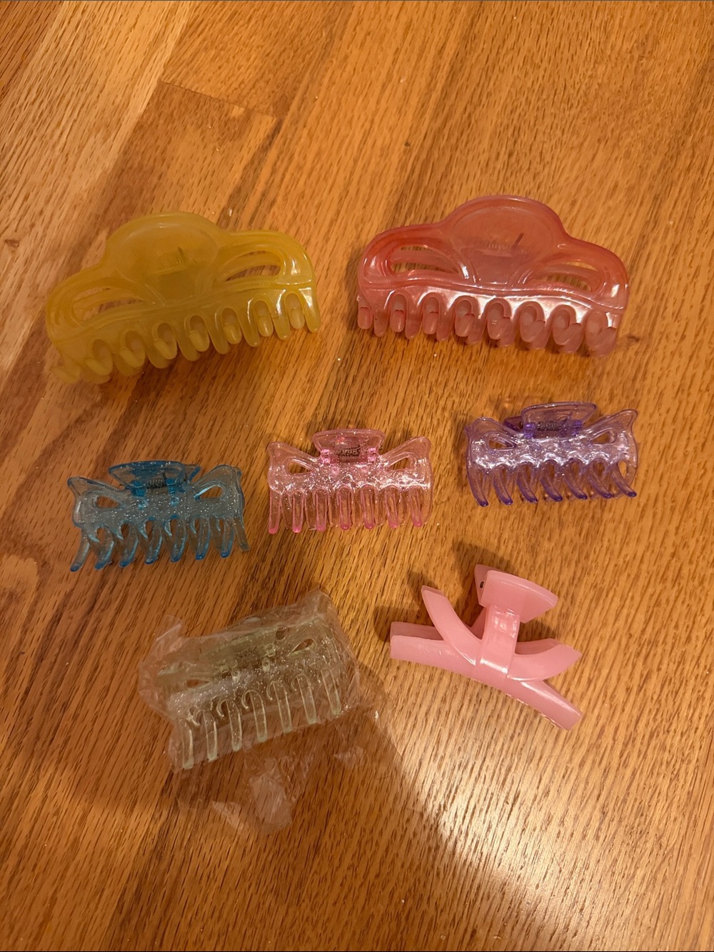 Assorted Hair Claw Clip Set
